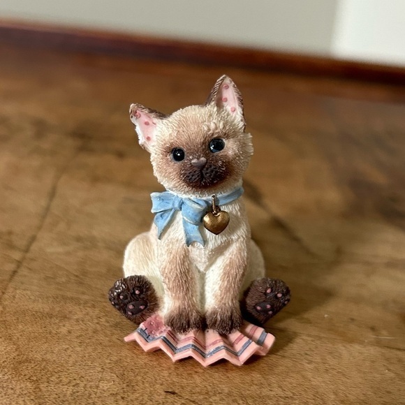 Calico kittens Priscilla Hillman 1997 “Siamese” chipped ear - Picture 1 of 8